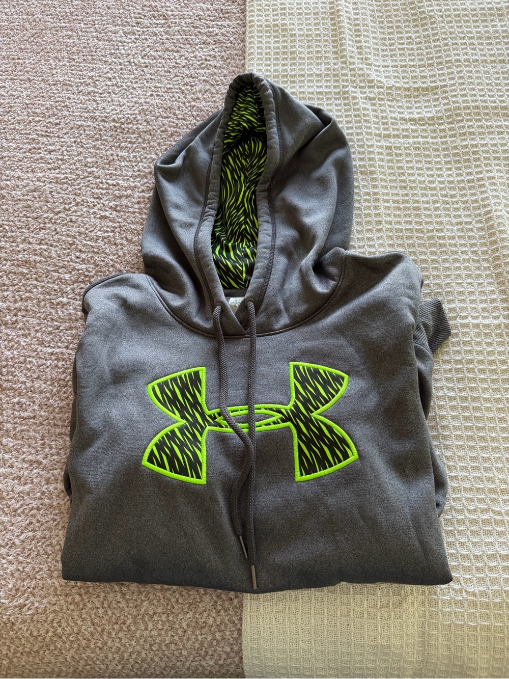 Under Armour women’s Gray Hoodie with Neon Green Logo